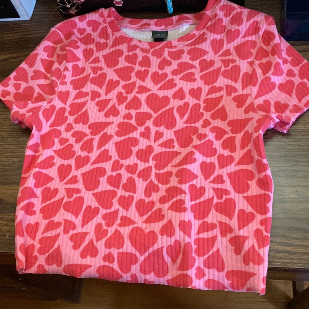 heart wild fable cropped tee